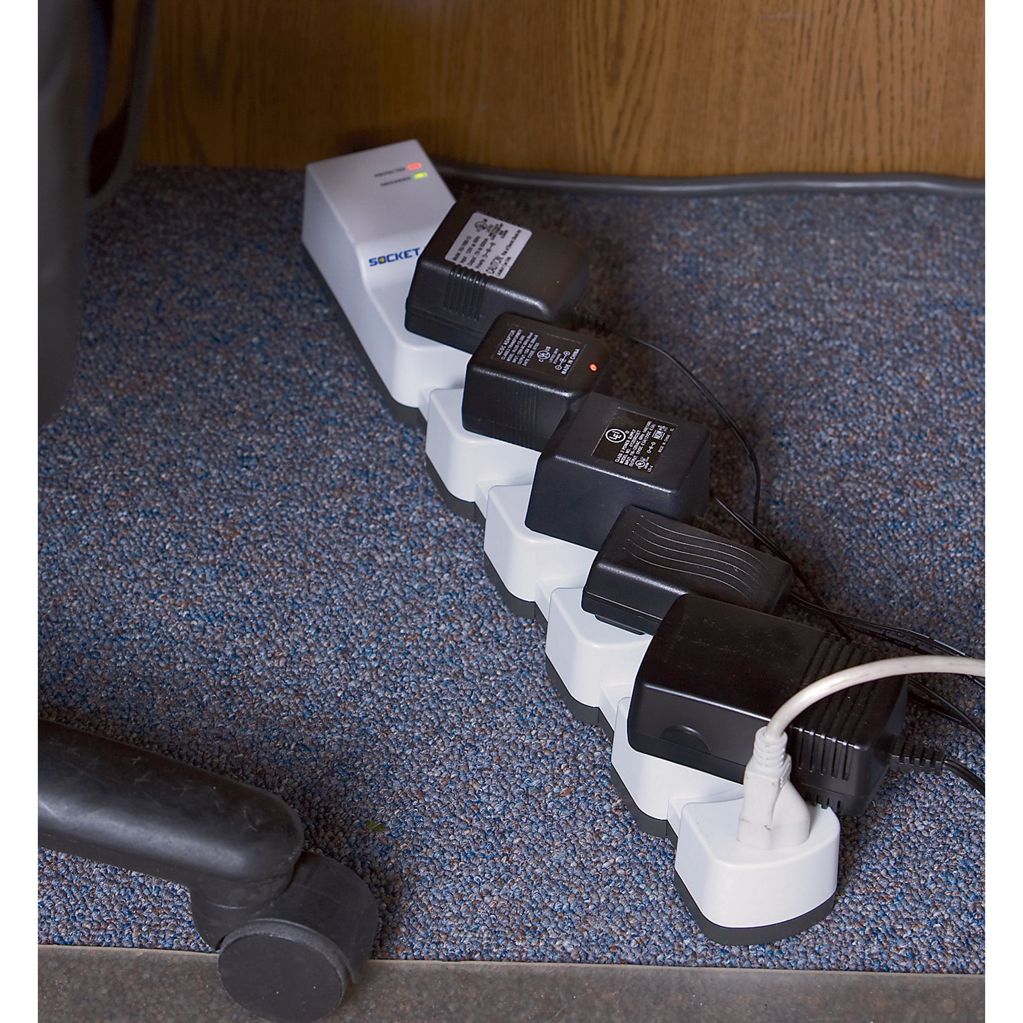 Socket Sense Expandable Surge Protector with 12Ft. Cord Northern Tool